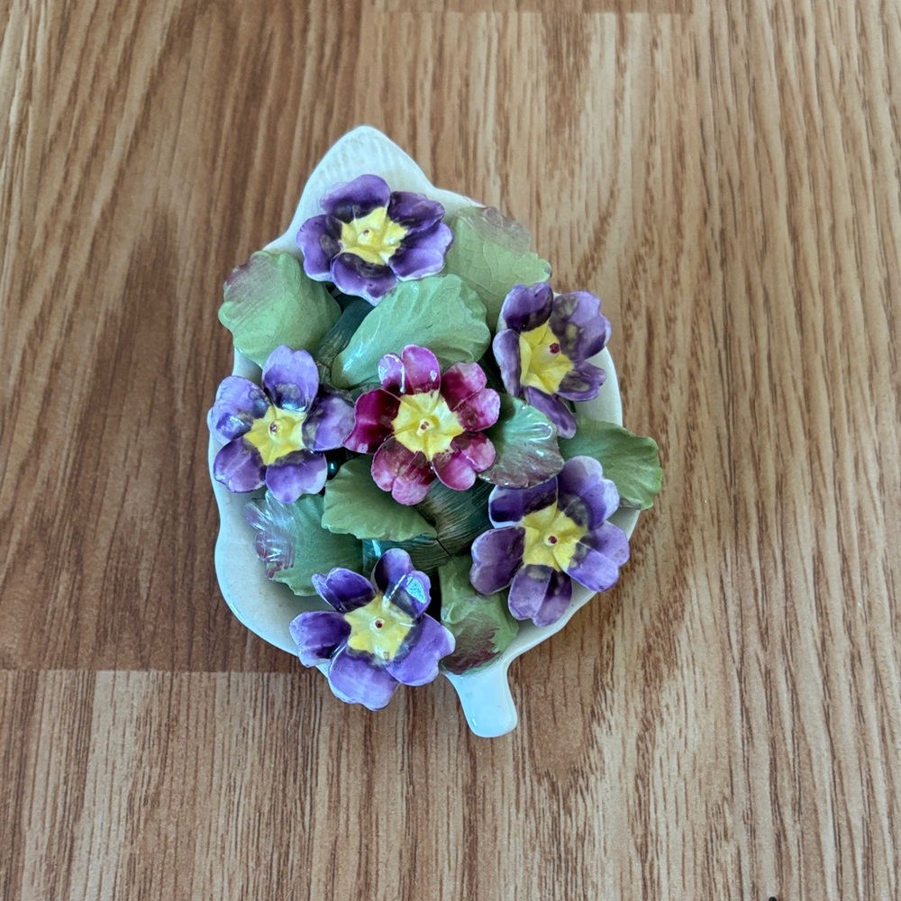 Aynsley “April Primose” Floral Ceramic Leaf Dish
